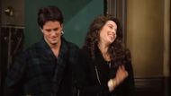 Matthew Perry and Maggie Wheeler in Friends | Image via Warner Bros. Television